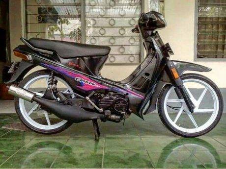 Suzuki crystal