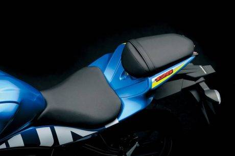 gsx125r-18
