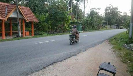 nenek-90-tahun-naik-motor-2