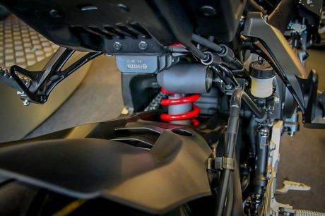 yamaha-mt10-18