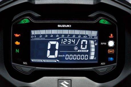 111816-2018-suzuki-gsx250ral8_meter-633x422