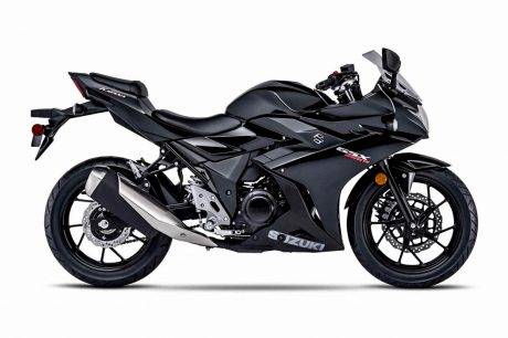 111816-2018-suzuki-l8_gsx250r_blk-p1