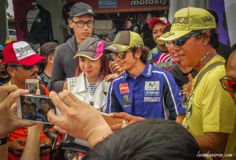 rossi-palsu-sepang-2016-1