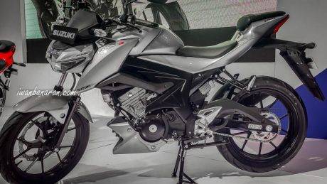 suzuki-gsx150r-21