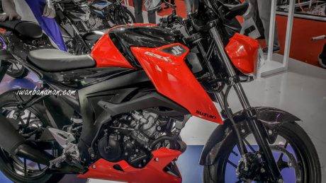 suzuki-gsx150r-24
