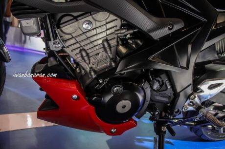 suzuki-gsx150r-47