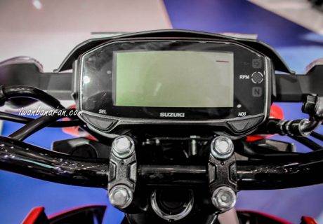suzuki-gsx150r-52