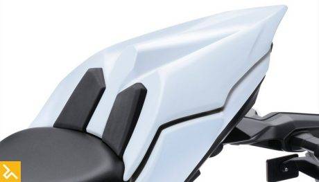 17_er650h_wt1_acc_seat_cover_r-med_-770x440