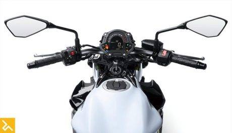 17_er650h_wt1_rider_pov_us_r-med_-770x440