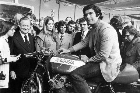 giacomo-agostini-mv-agusta