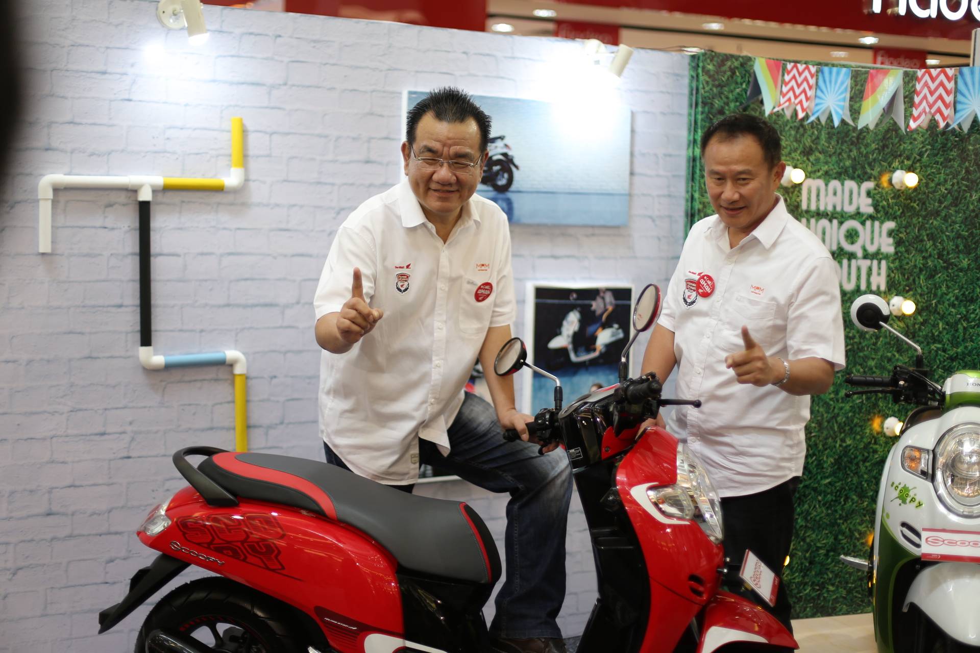 Honda new Scoopy FI 12inch resmi dirilis di Jawa Timur & NTT. Berikut banderolnya….