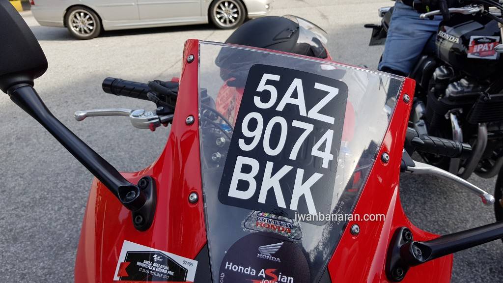 Jangan kaget !! seperti inilah plat nomer di Malaysia….ini baru aman !!