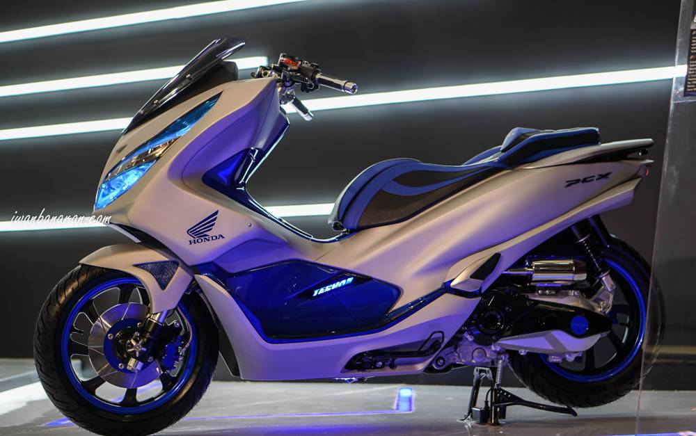 Modifikasi Honda PCX 150 futuristik Techno, asyem keren tenan !