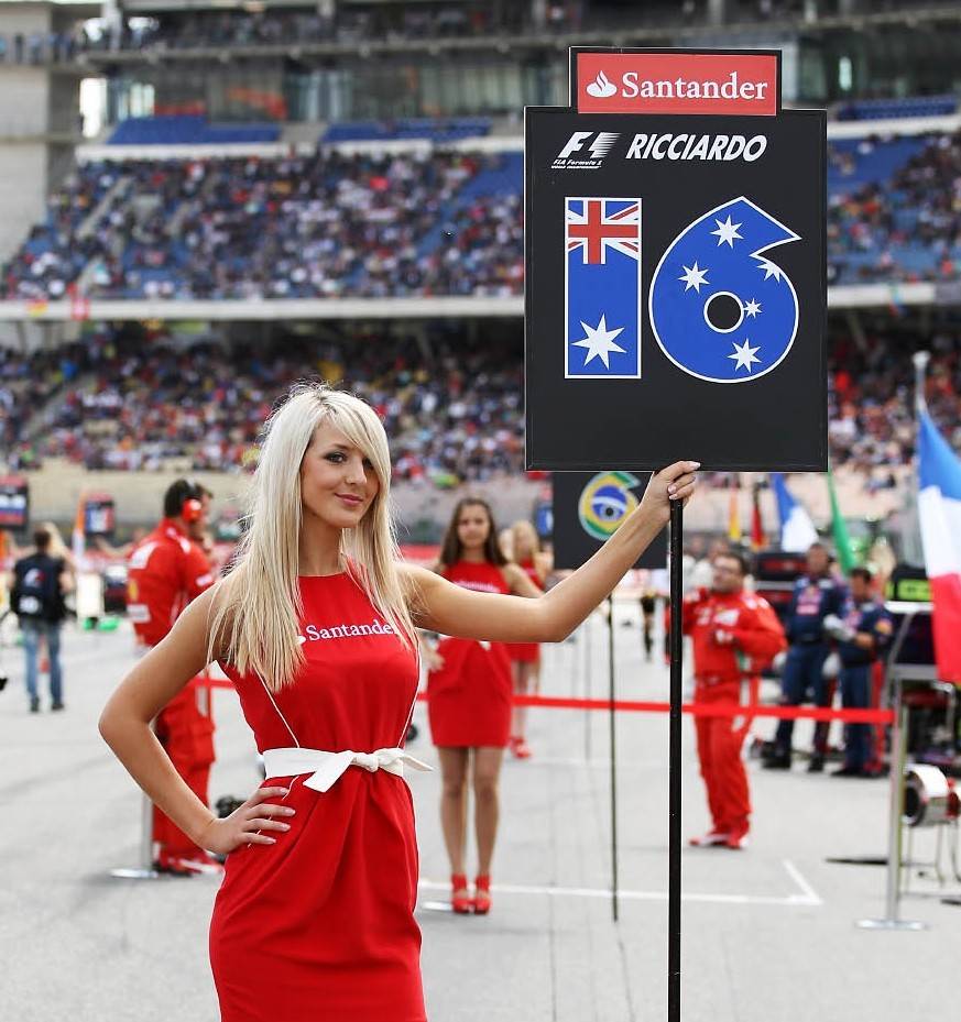 Formula 1 hapus gadis model dilintasan mulai 2018, Motogp mengikuti ?