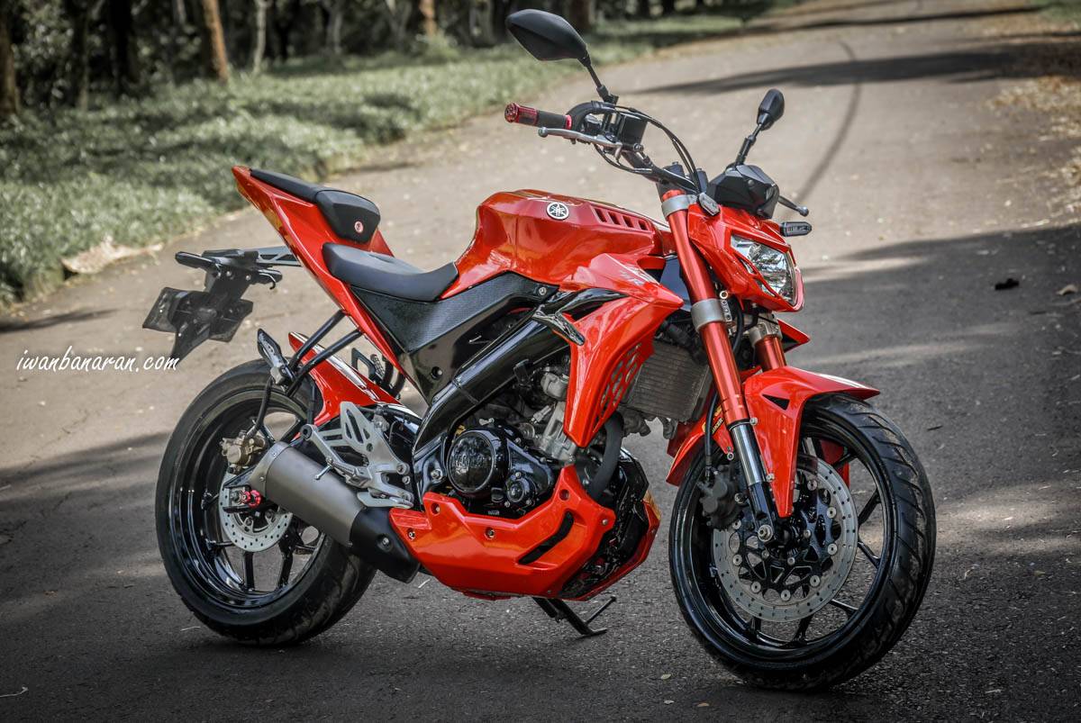 Modifikasi : Yamaha Vixion 2008 berubah menjadi streetbike Eropa, bengisssss !!
