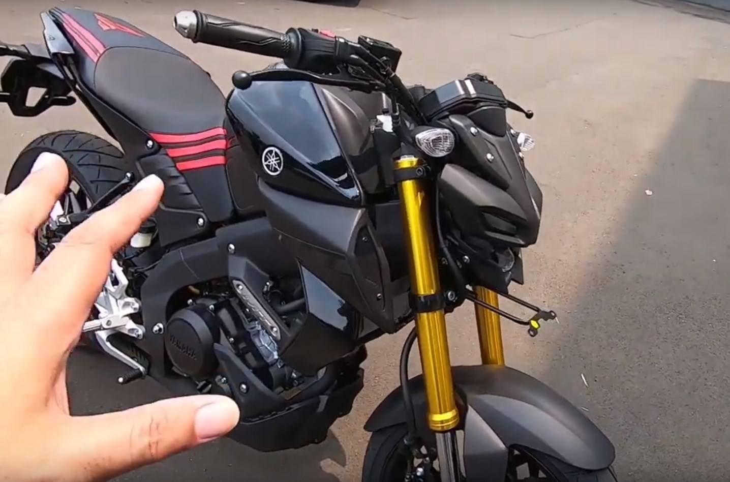 Vlog Yamaha MT-15 custom Jok MBtech, auranya beda !