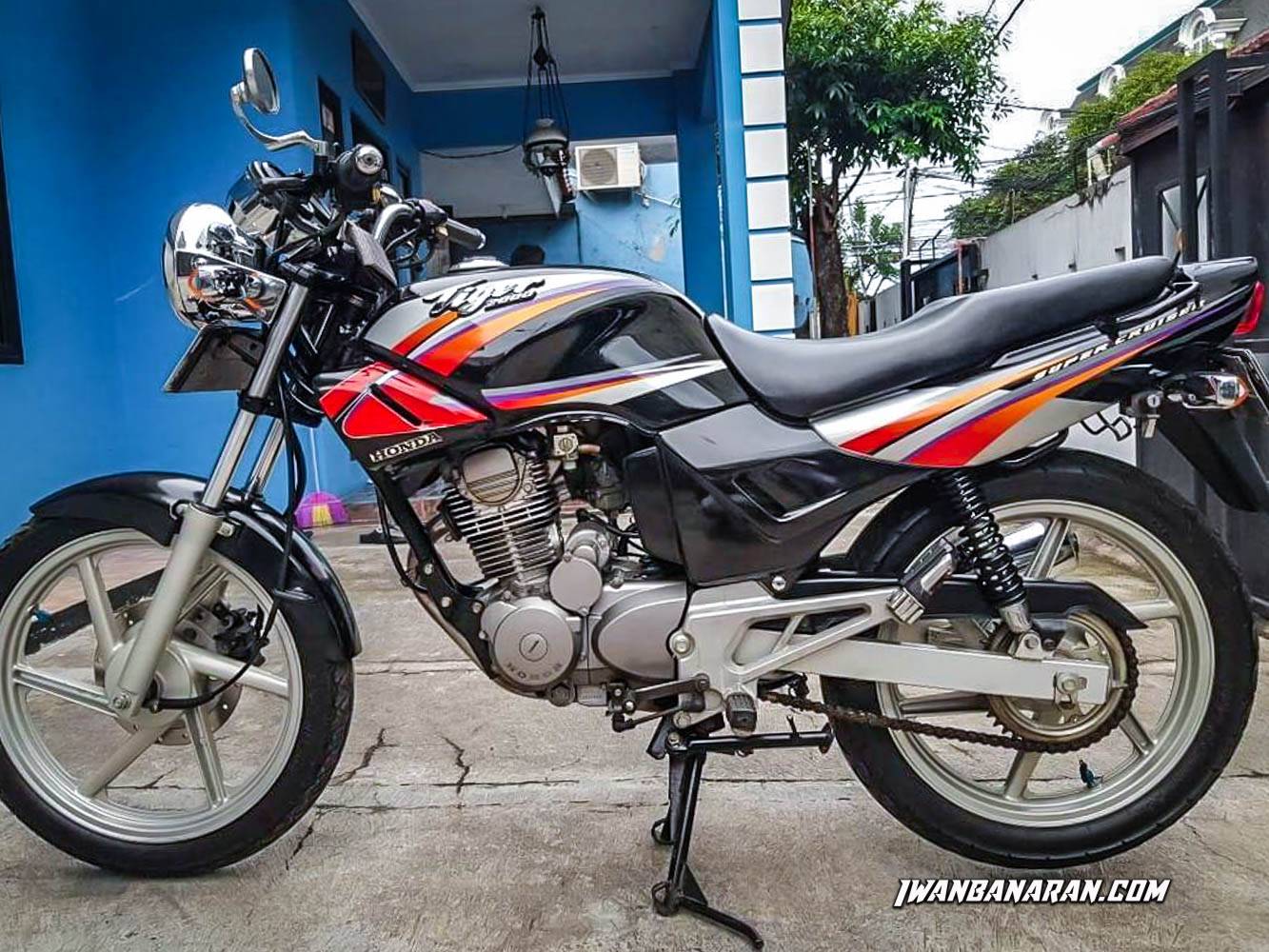 Honda Tiger lansiran 2002 ini dijual 24 jutaan, edian full ori KM 3000-an !!!