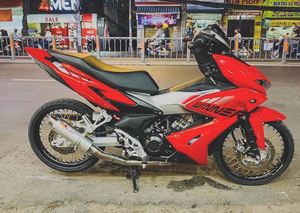 Baru rilis Honda new “Supra GTR150” sudah jadi korban ban cacing, ediann !!!