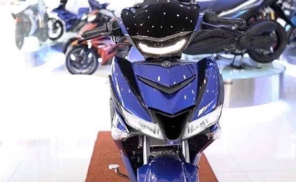 Hahhhhh……Headlamp Yamaha New MX King 155 pindah dibawah ??