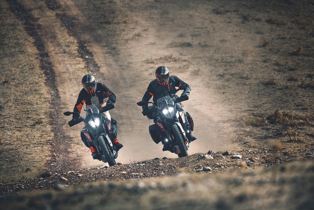 HOT ?? KTM rilis New 390 versi 2022, mesin Austria memang beda ??
