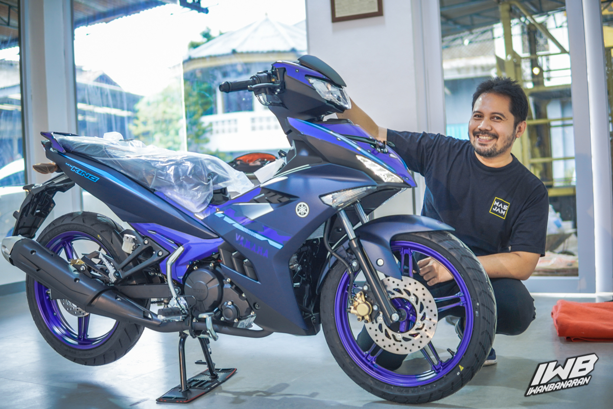 Foto dan Video : Birunya kurang ajar !! New MX King 2022 racing Blue ?!
