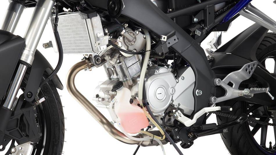 2014-Yamaha-YZF-R125-EU-Race-Blu-Detail-013