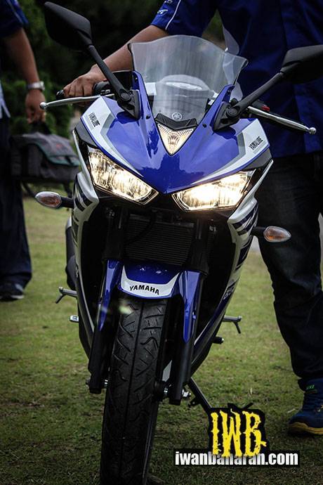 Yamaha_YZF_R25 (48)