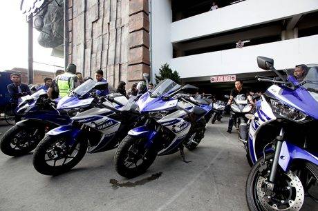 R25 untuk city touring komunitas