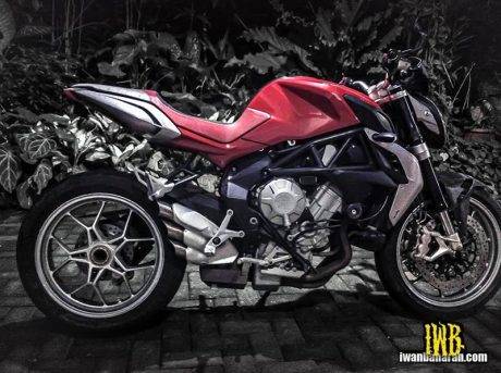 MV AGusta Brutale 675 (4)