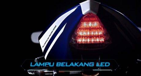 Keep cool & ride YZF R15 (17)