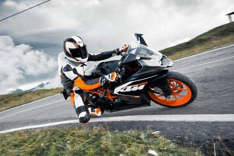 KTM-RC-200-14