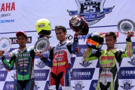 Podium YCR 4 (Bebek Tune Up 110 cc Pemula) Final Yamaha Cup Race 2014