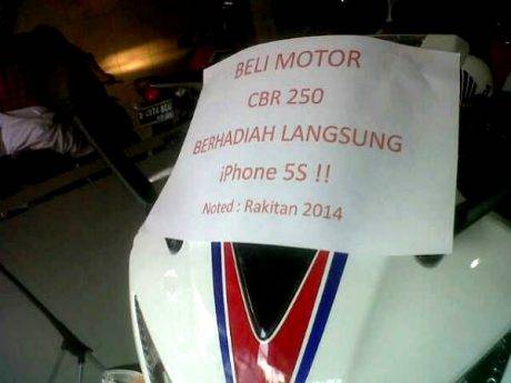 CBR250R diskon 6 juta