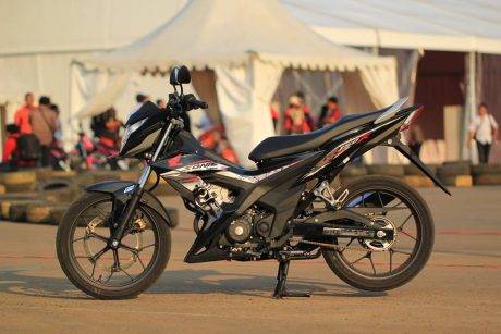 Honda new CB150R & sonic 150R (4)