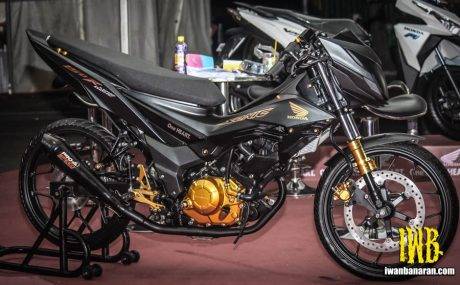 honda sonic modifikasi black matte (13)