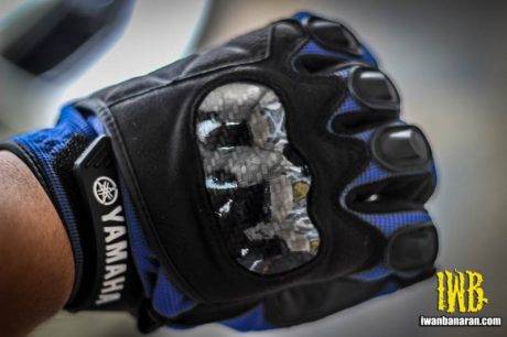 Yamaha Glove (7)