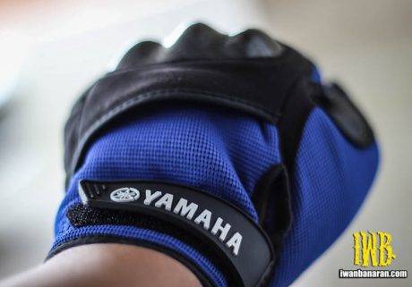 Yamaha Glove (8)