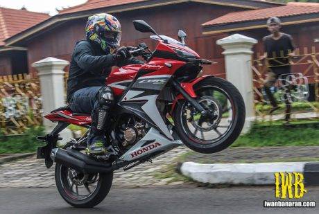 all new CBR150R-iwb (4)