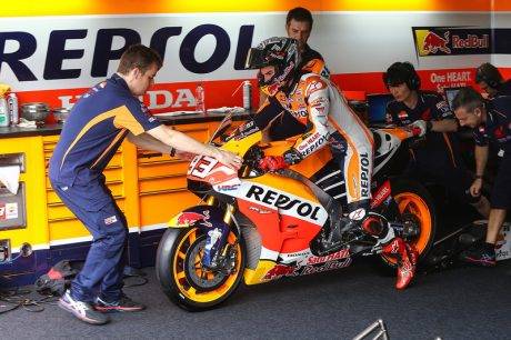 motogp-sepang-february-testing-2016-marc-marquez-repsol-honda-teams