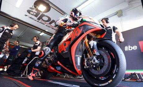 Aprilia-rs-gp-depan