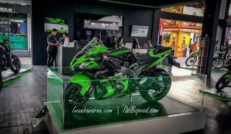 Ninja ZX10R (1)