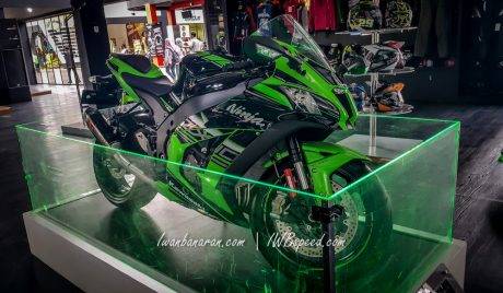 Ninja ZX10R (2)