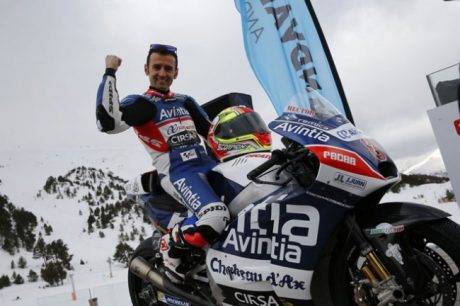 1456423068_2016-avintia-racing-launching-team-hector-barbera