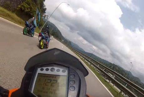 duke 200 vs ninja 150rr (3)