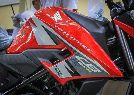 honda new cb150r versi 2016 (4)