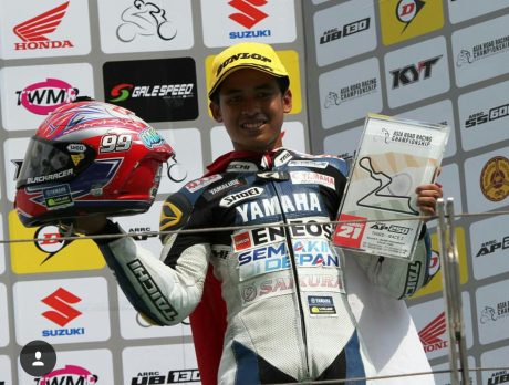 Galang hendra podium