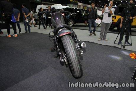 honda-rebel-500-2016-thai-motor-expo-black-customised-rear