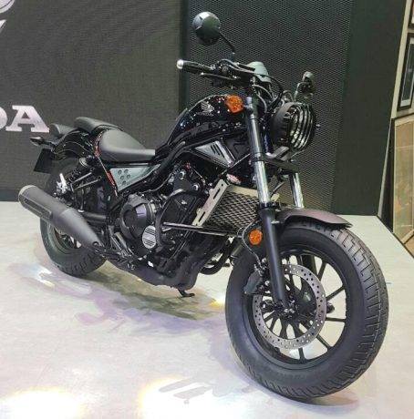 honda-rebel-500-at-thai-expo