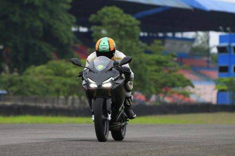 cbr250rr-trickstar-7